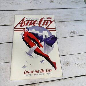 Astro City Life in the Big City Kurt Busiek Brent Anderson Alex Ross Comic TPB